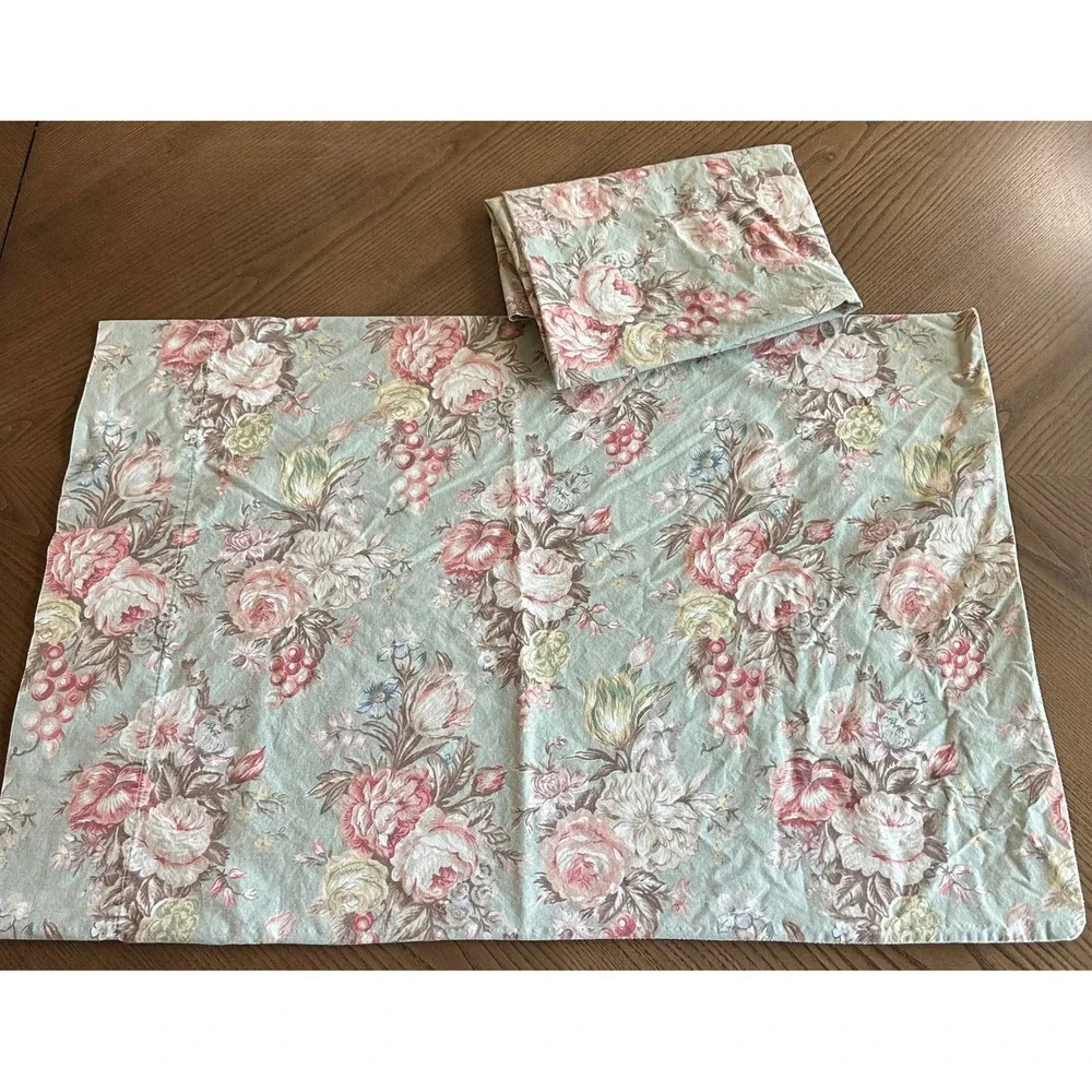 Ralph Lauren Charlotte Standard Pillowcases Set of 2 Floral Pink Sage Green USA